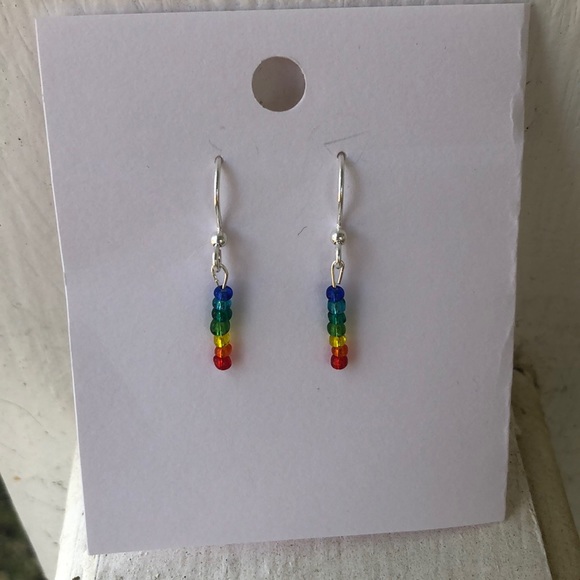 Handmade ❤️ Rainbow Earrings - Picture 2 of 3